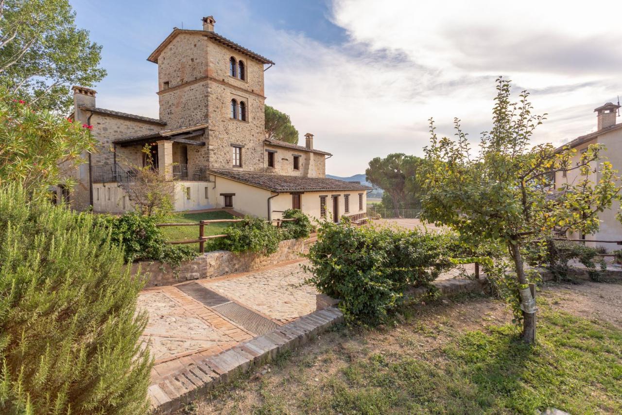 Gh Borgo Pulciano Agriturismo Montone  Exterior foto