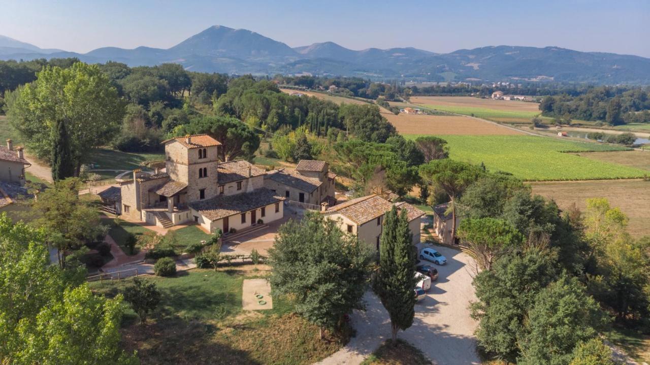 Gh Borgo Pulciano Agriturismo Montone  Exterior foto