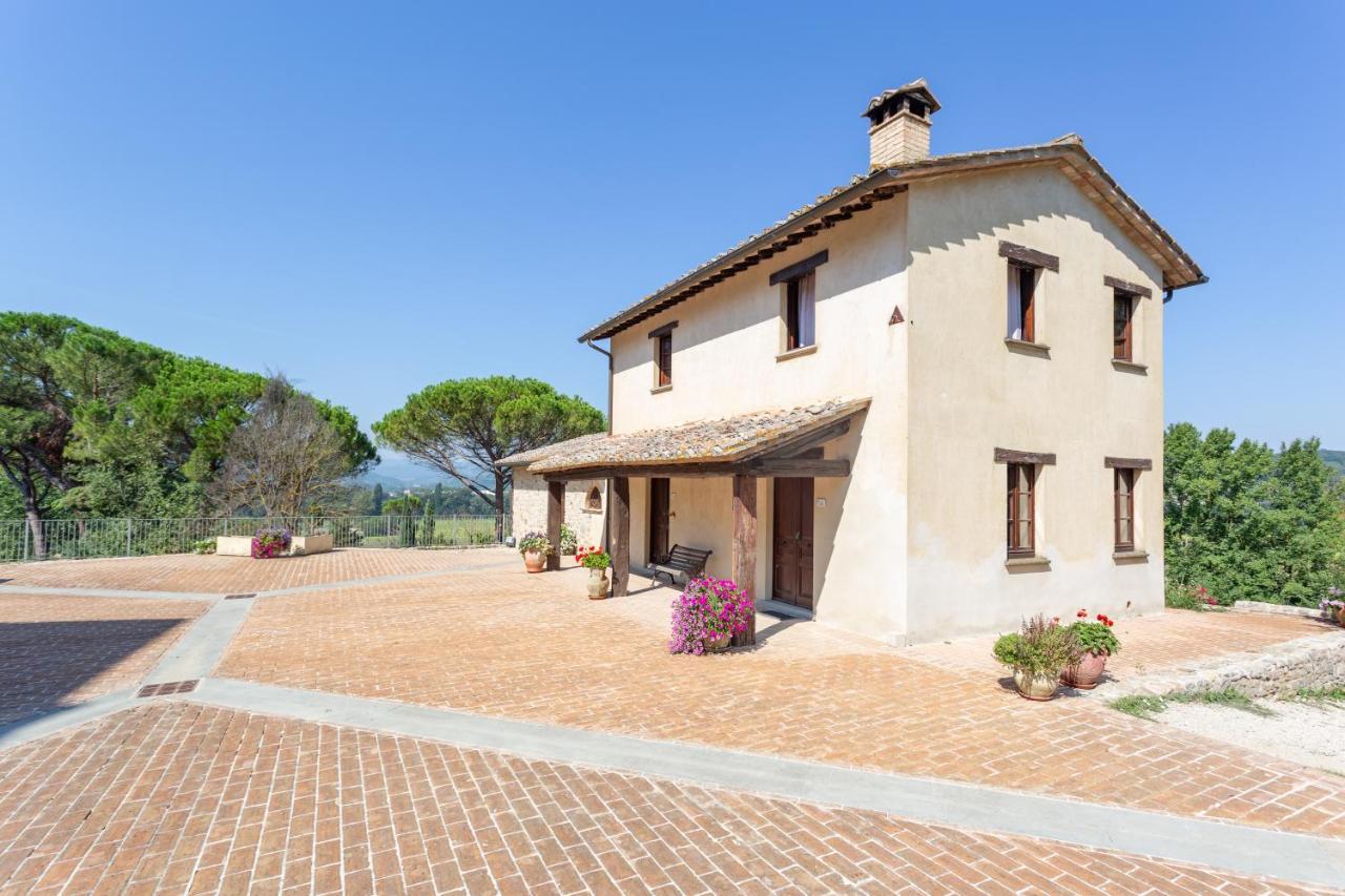Gh Borgo Pulciano Agriturismo Montone  Exterior foto