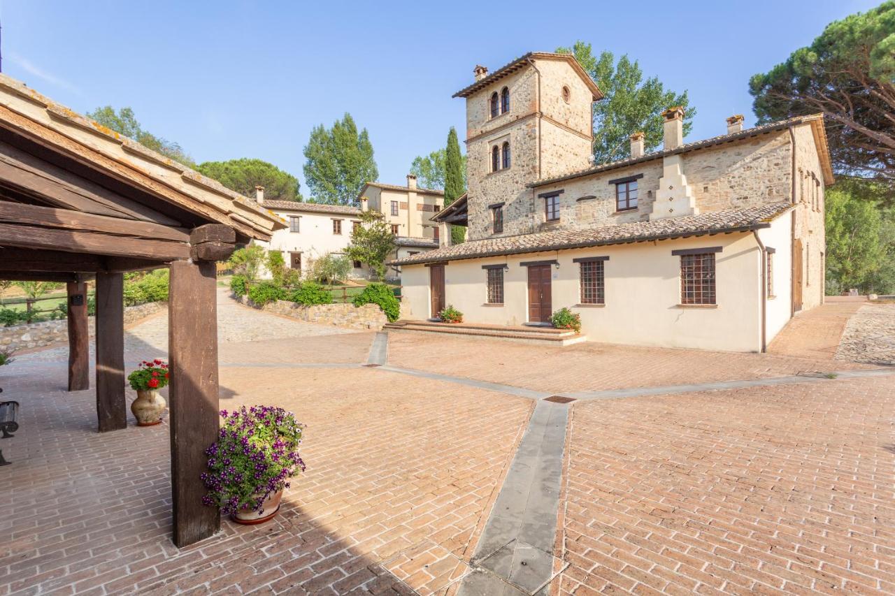 Gh Borgo Pulciano Agriturismo Montone  Exterior foto
