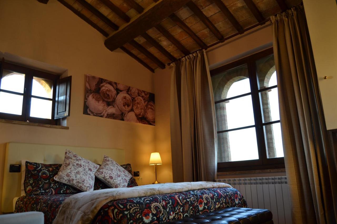 Gh Borgo Pulciano Agriturismo Montone  Exterior foto